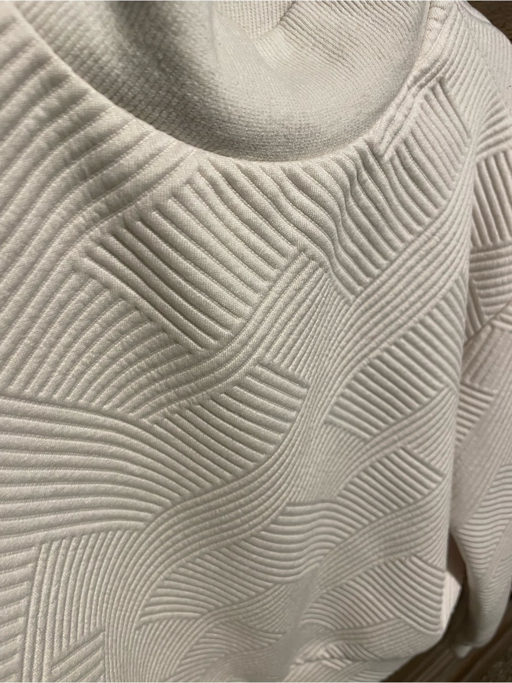 SHEIN Cream Textured Mockneck Pullover - Picture 4 of 5